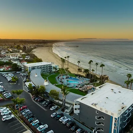 Seacrest Oceanfront Hotel-2