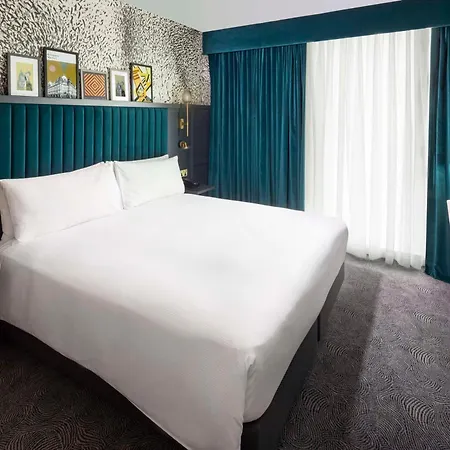 Doubletree By Hilton Leeds-2