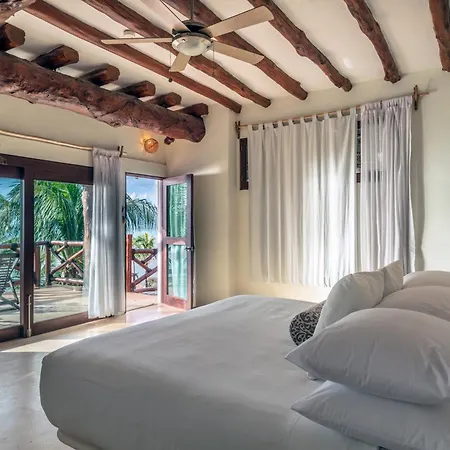 Hotel Villas Flamingos-3