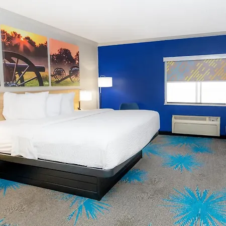 Days Inn By Wyndham Fort Smith-2