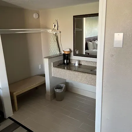 Poteau Inn-3