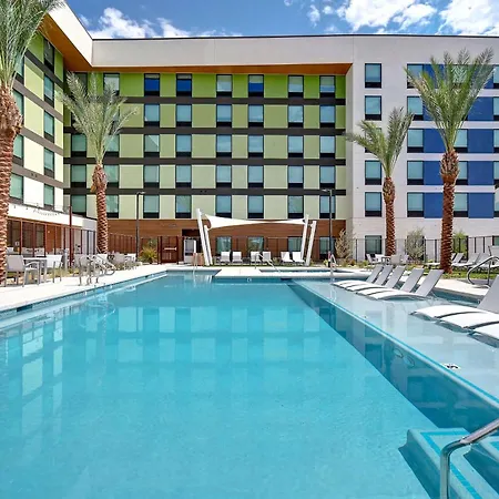 Hampton Inn & Suites Las Vegas Convention Center - No Resort Fee-3