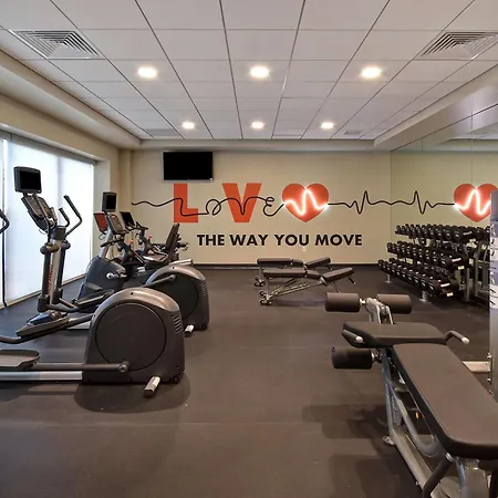 Hampton Inn & Suites Las Vegas Convention Center - No Resort Fee-2