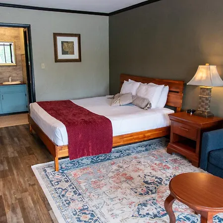 Townsend River Breeze Inn-3