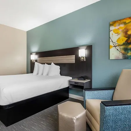 Best Western Prime Inn & Suites-3