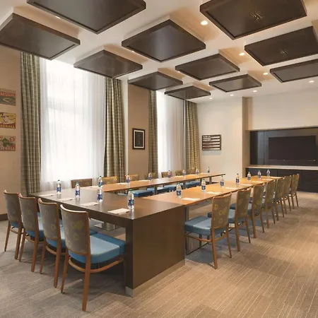 Hampton Inn & Suites Washington, D.C. - Navy Yard-2