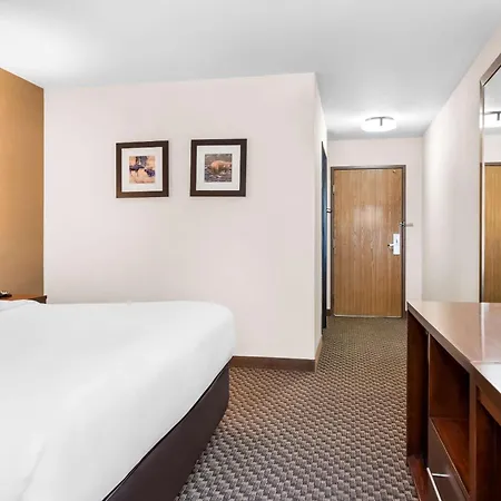 Comfort Inn At Buffalo Bill Village Resort-3