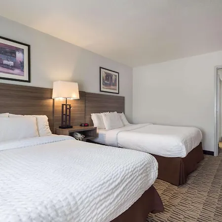 Clarion Pointe Charleston - West Ashley-2