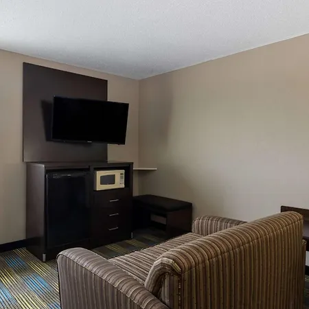 The Inn&Suites Sw Omaha-2