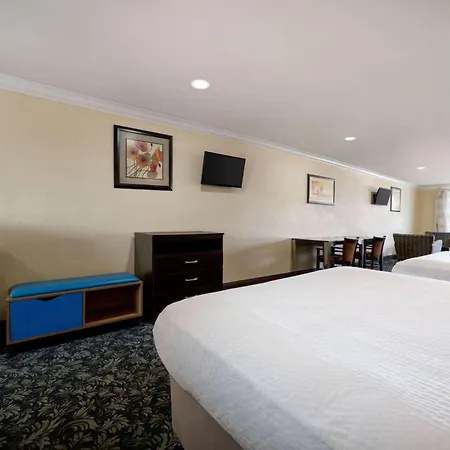 Days Inn By Wyndham Fresno South-2