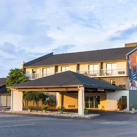 Days Inn By Wyndham Cincinnati East-3