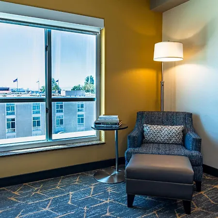 Holiday Inn & Suites Oakland - Airport By Ihg-2
