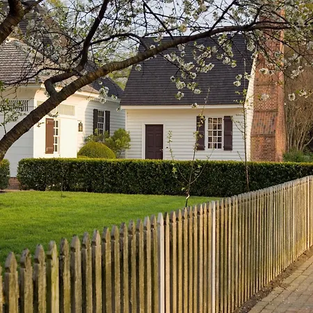 Colonial Houses, An Official Colonial Williamsburg Hotel-2