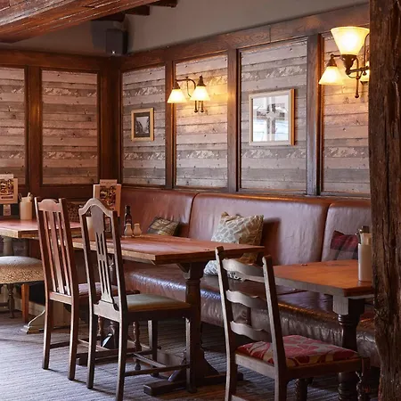 The Coleshill By Greene King Inns-2
