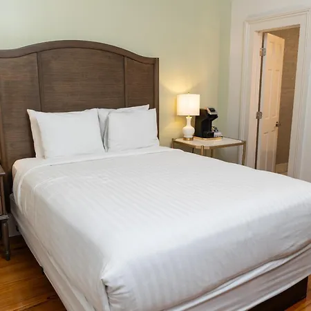 Inn On St. Peter, A French Quarter Guest Houses Property-2