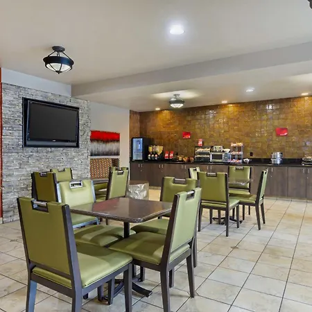 Best Western Plus Yakima Hotel-3