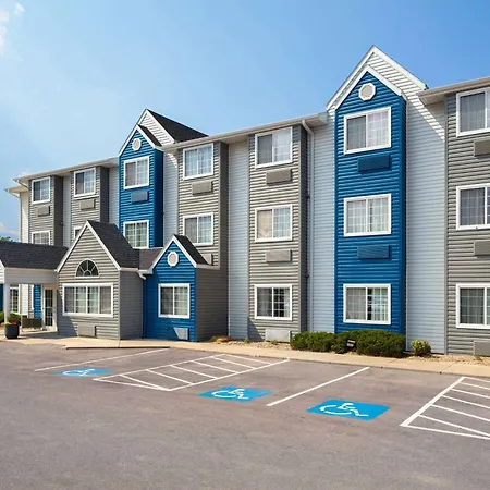 Microtel Inn & Suites By Wyndham Rapid City-3