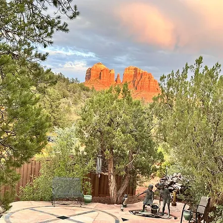 Sedona Cathedral Hideaway Llc-3