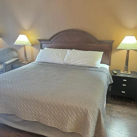 Eureka Springs Heritage Motel-2