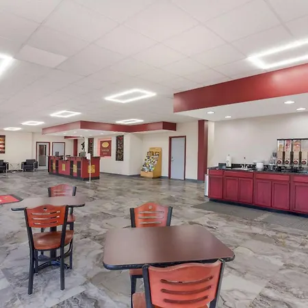 Econo Lodge Cave City-3