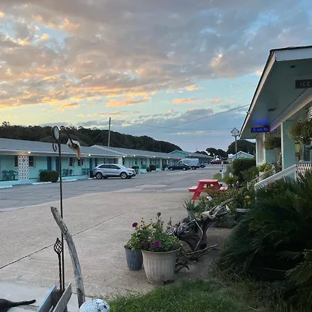 Swell Motel-2