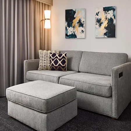 Courtyard By Marriott Fort Collins-3