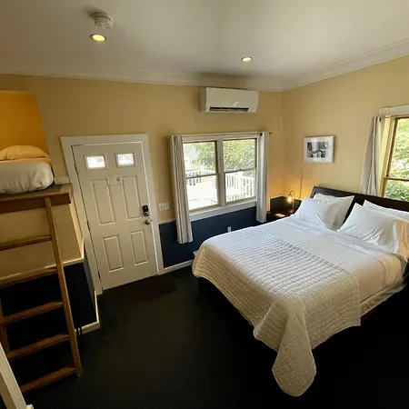 Brasswood Inn-2