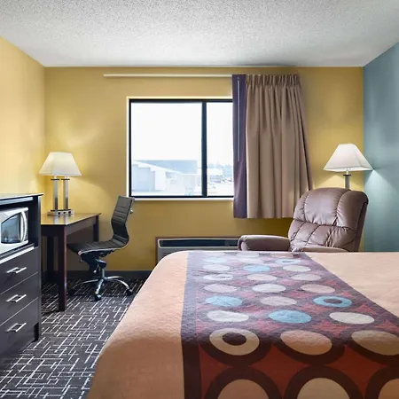 Super 8 By Wyndham Dyersville-3