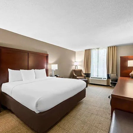 Comfort Inn & Suites Durham Near Duke University-2