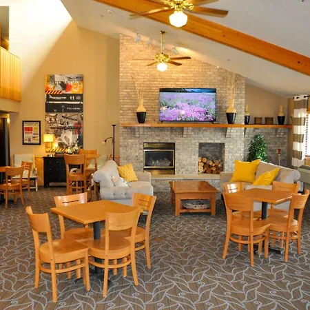 Americinn By Wyndham Clear Lake-3