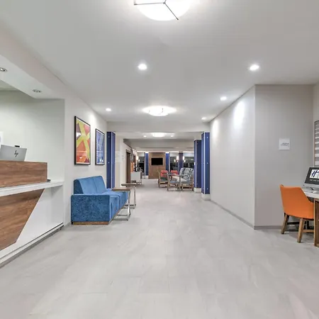 Holiday Inn Express Hotel And Suites Valparaiso By Ihg-3