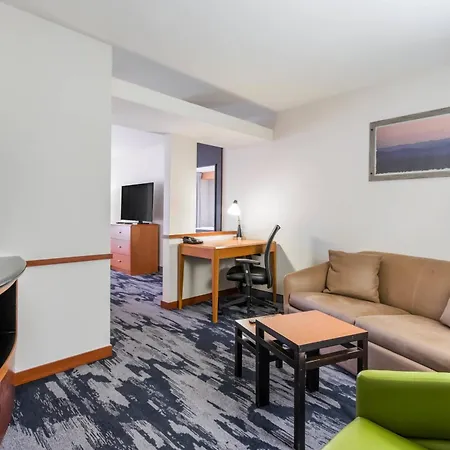 Fairfield Inn & Suites Columbia-2