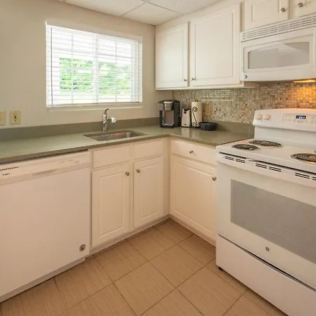 Birchmont Townhouses-3