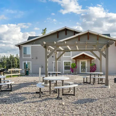 Best Western Plus Kalispell/Glacier Park West Hotel & Suites-3