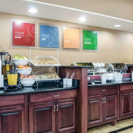 Comfort Suites Topeka Northwest-2