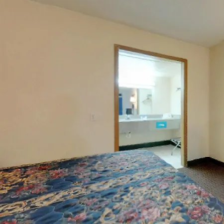 Americas Best Value Inn Weatherford-3