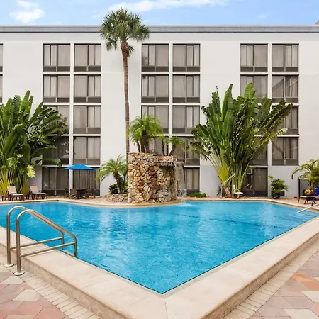 Doubletree By Hilton Fort Myers At Bell Tower Shops-3