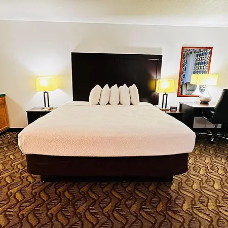 Days Inn By Wyndham North Platte-3