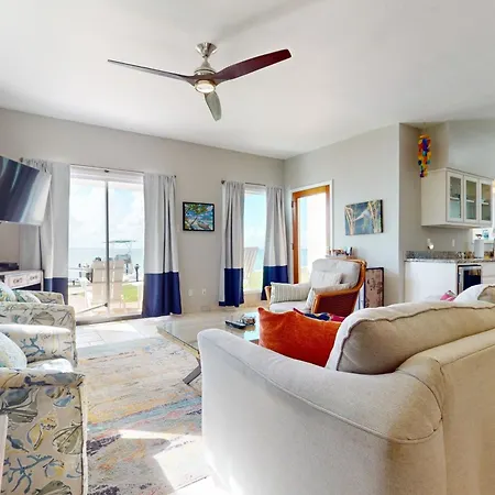 La Solana Condominiums #111-3