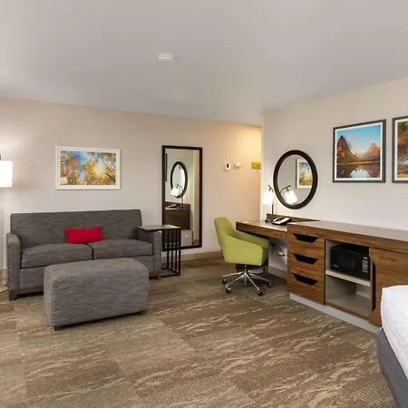 Hampton Inn Kalispell-2