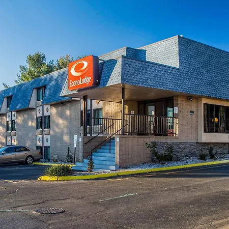 Econo Lodge Milldale - Southington-3