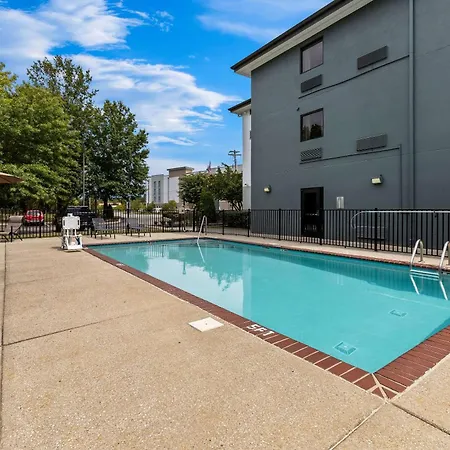 Clarion Pointe Franklin - Nashville Area-2