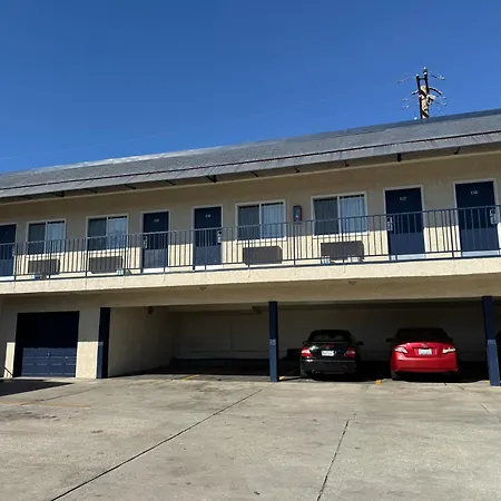 Hiland Motel-2