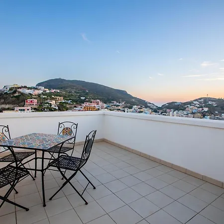 Hotel Torre Dei Borboni-3