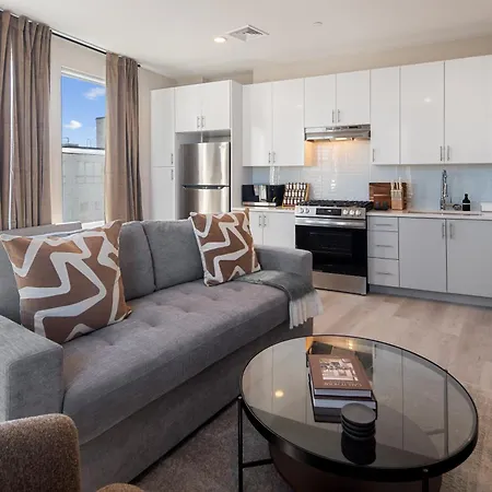 Luxury Furnished Apartments By Hyatus Downtown At Yale-3