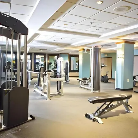 Clarion Hotel & Suites Conference Center Memphis Airport-3