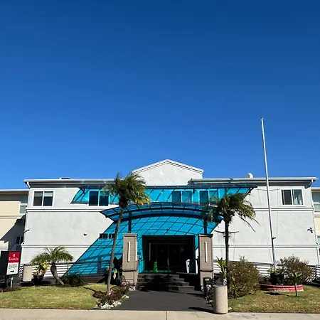 Ramada By Wyndham San Diego Airport-2