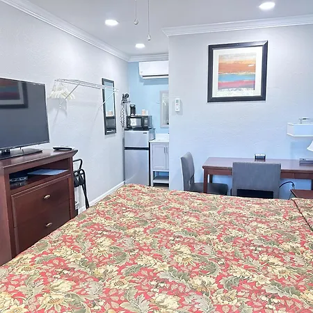 Sunshine Inn & Suites Venice, Florida-3