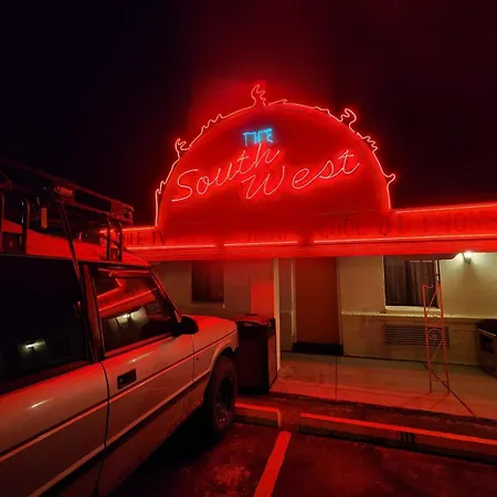 South West Motel-3
