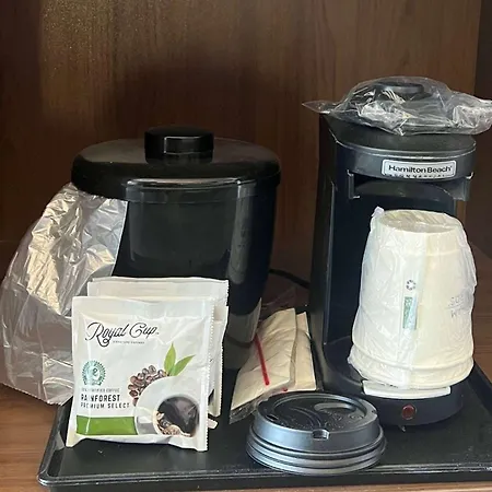 La Quinta Inn By Wyndham Amarillo Mid-City-2